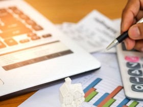 用友财务软件的账套数据应如何做备份？